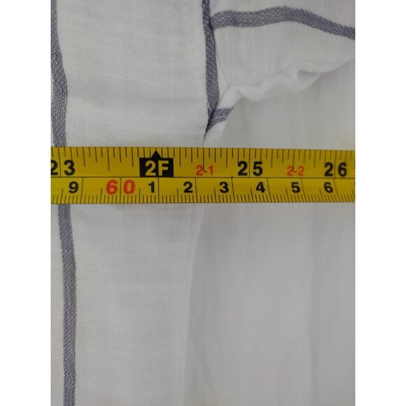 The White Collection Women's Striped Button-Down Shirt Long Sleeves Curved Hem S - Picture 8 of 8